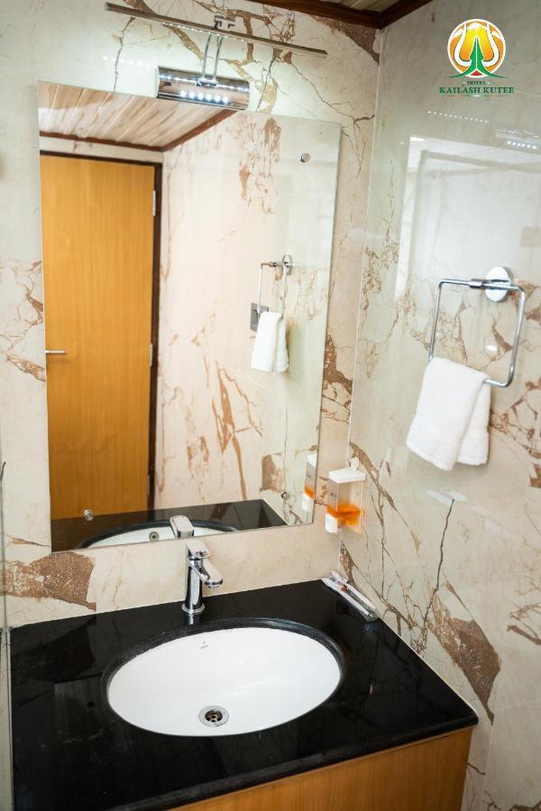 Hotel Kailash Kutee Катманду Экстерьер фото